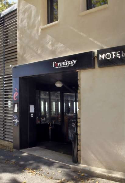 L'Ermitage Hotel Cuisine-a-manger