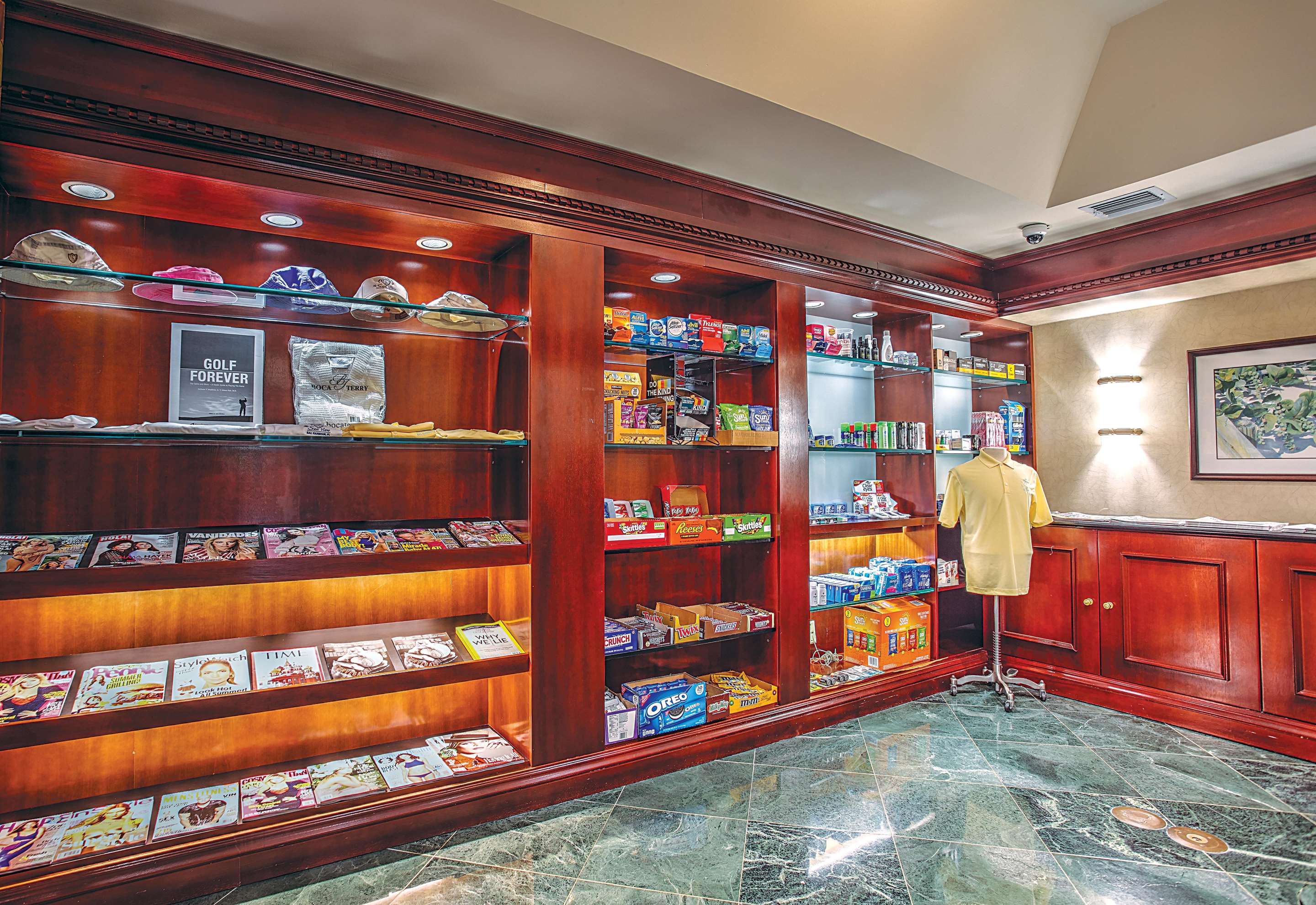 GIFT SHOP