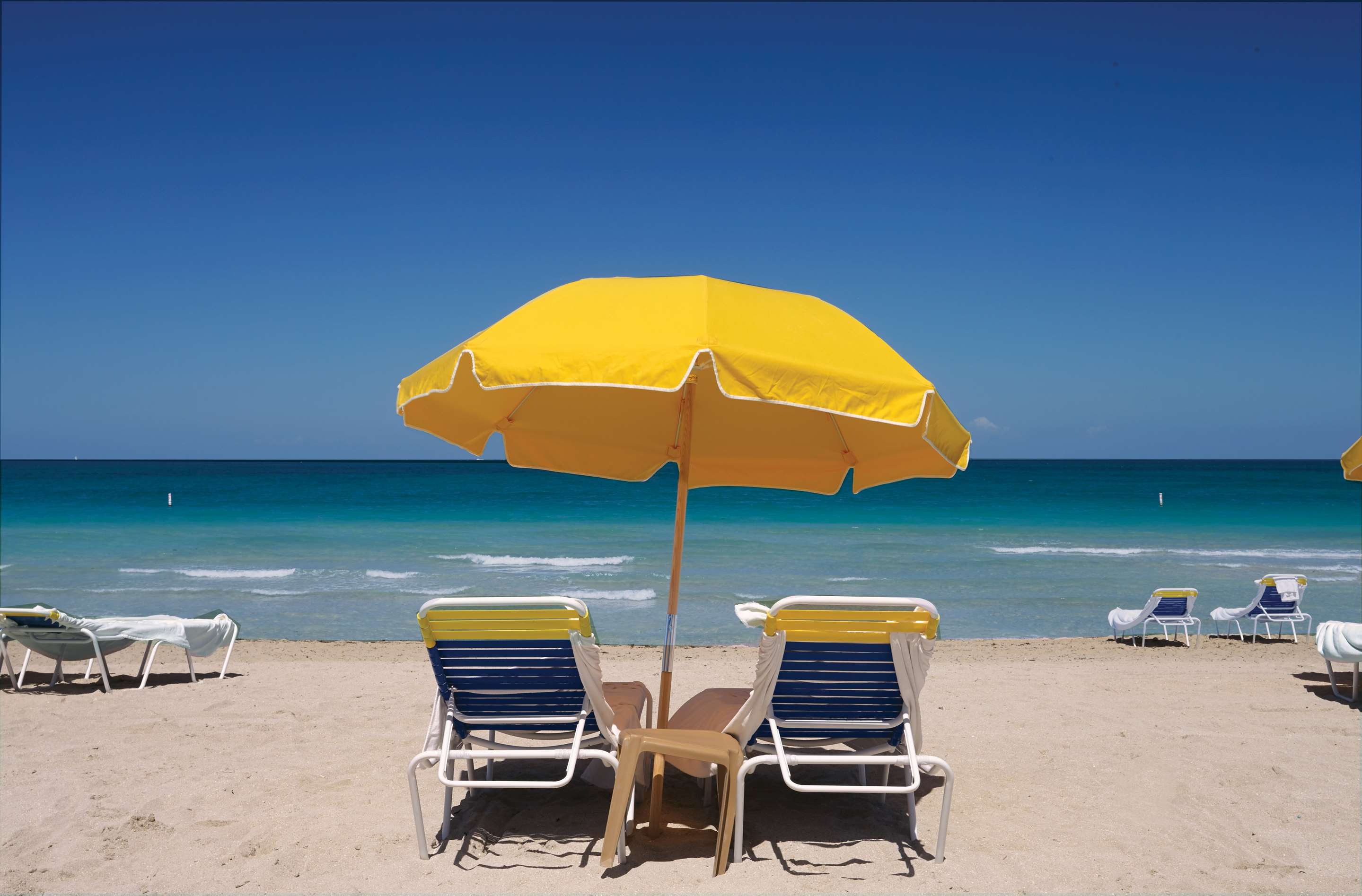 Seaview hotel Beach view
