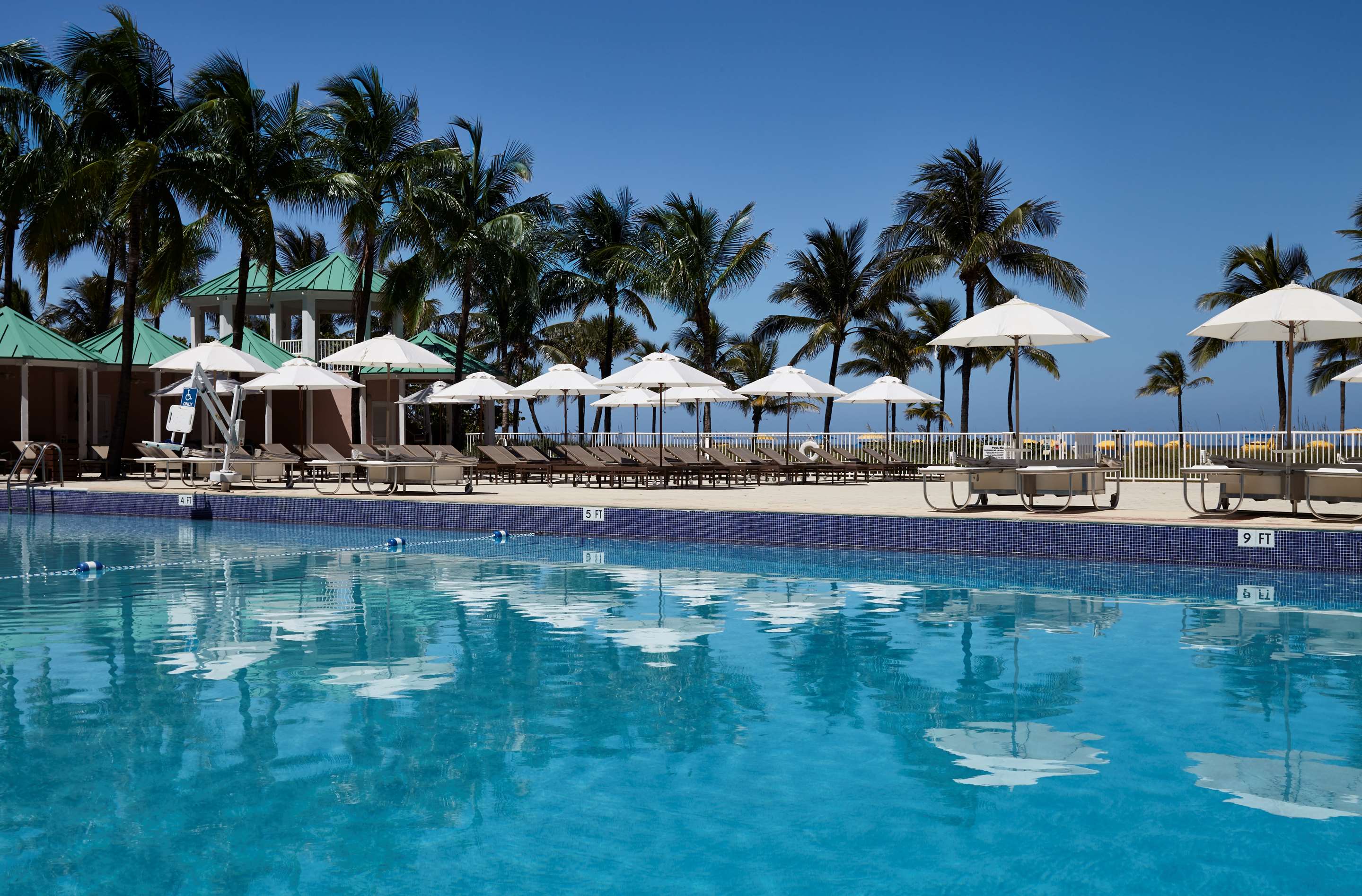 Seaview hotel Pool view