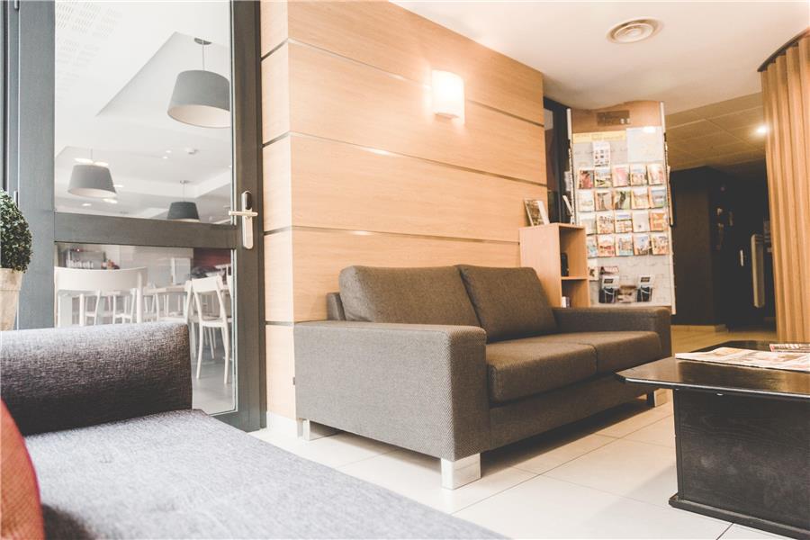 On-Site,Lobby
