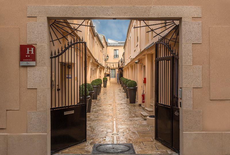 Hotel De l'Horloge