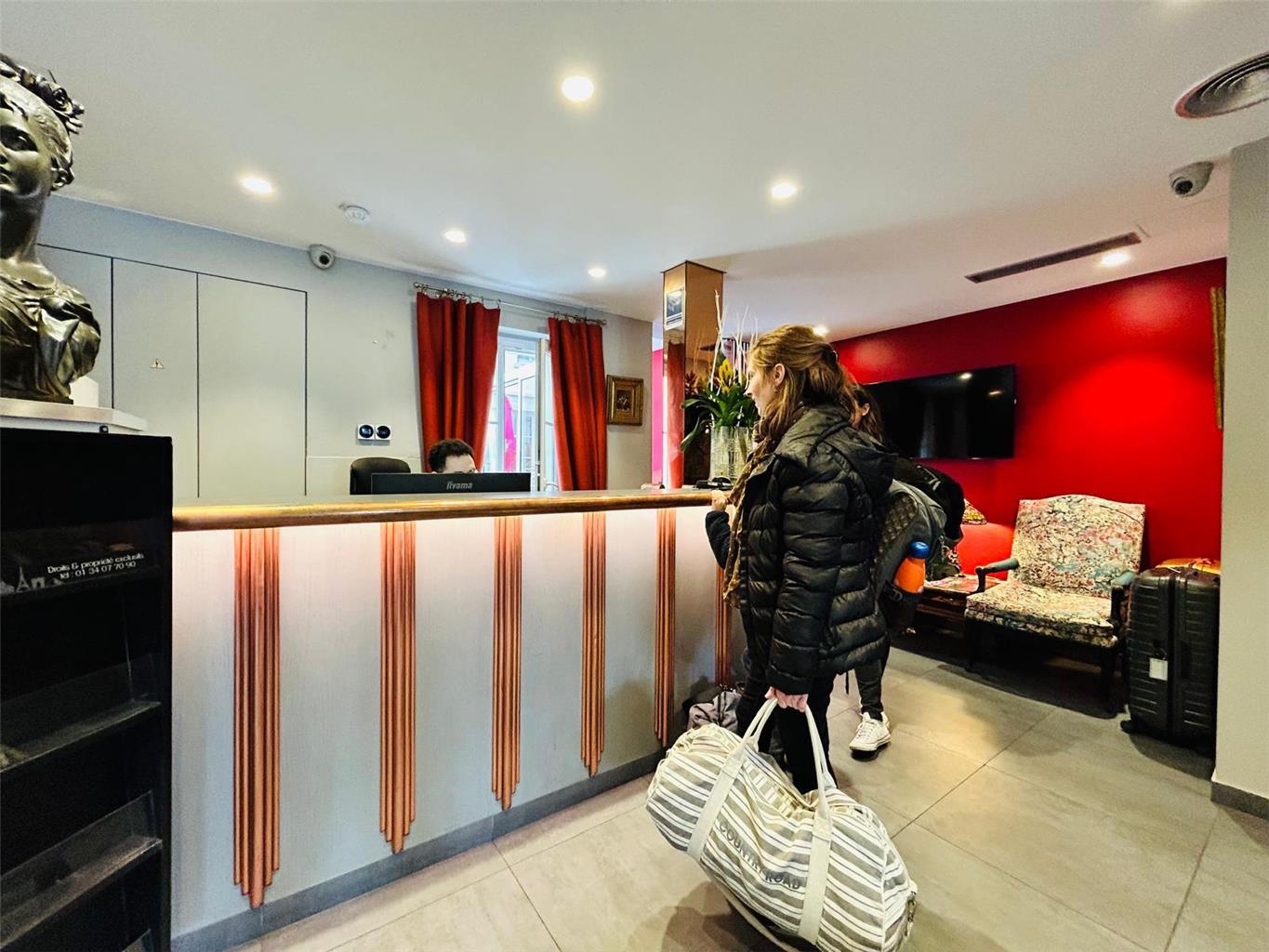 Agate Hotel