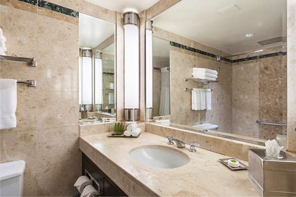  - Hotel Bonaventure Montreal