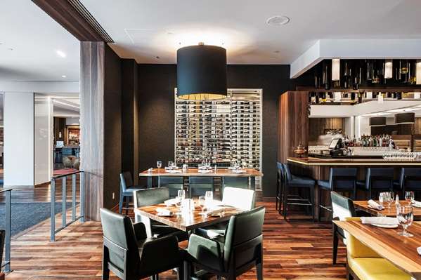 Bar - Hotel Bonaventure Montreal