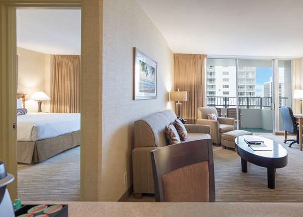 Suite - Waikiki Resort Hotel Honolulu