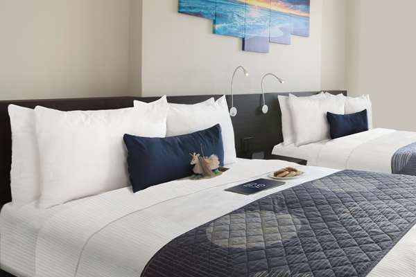  - Nuvo Suites Dolphin Mall Miami