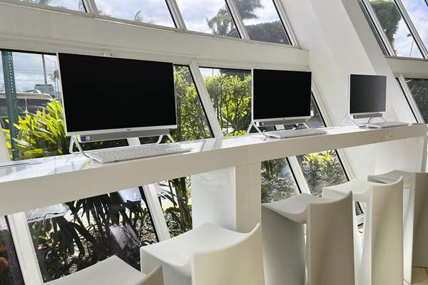  - Nuvo Suites Dolphin Mall Miami