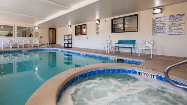 Pool - SureStay Plus Buffalo - I-25, Exit 299