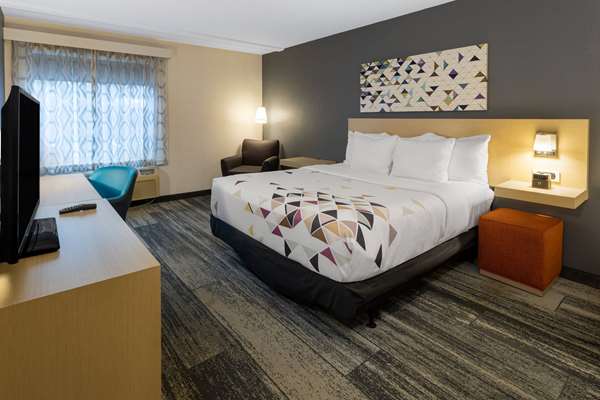  - Baymont Inn & Suites Elmsford