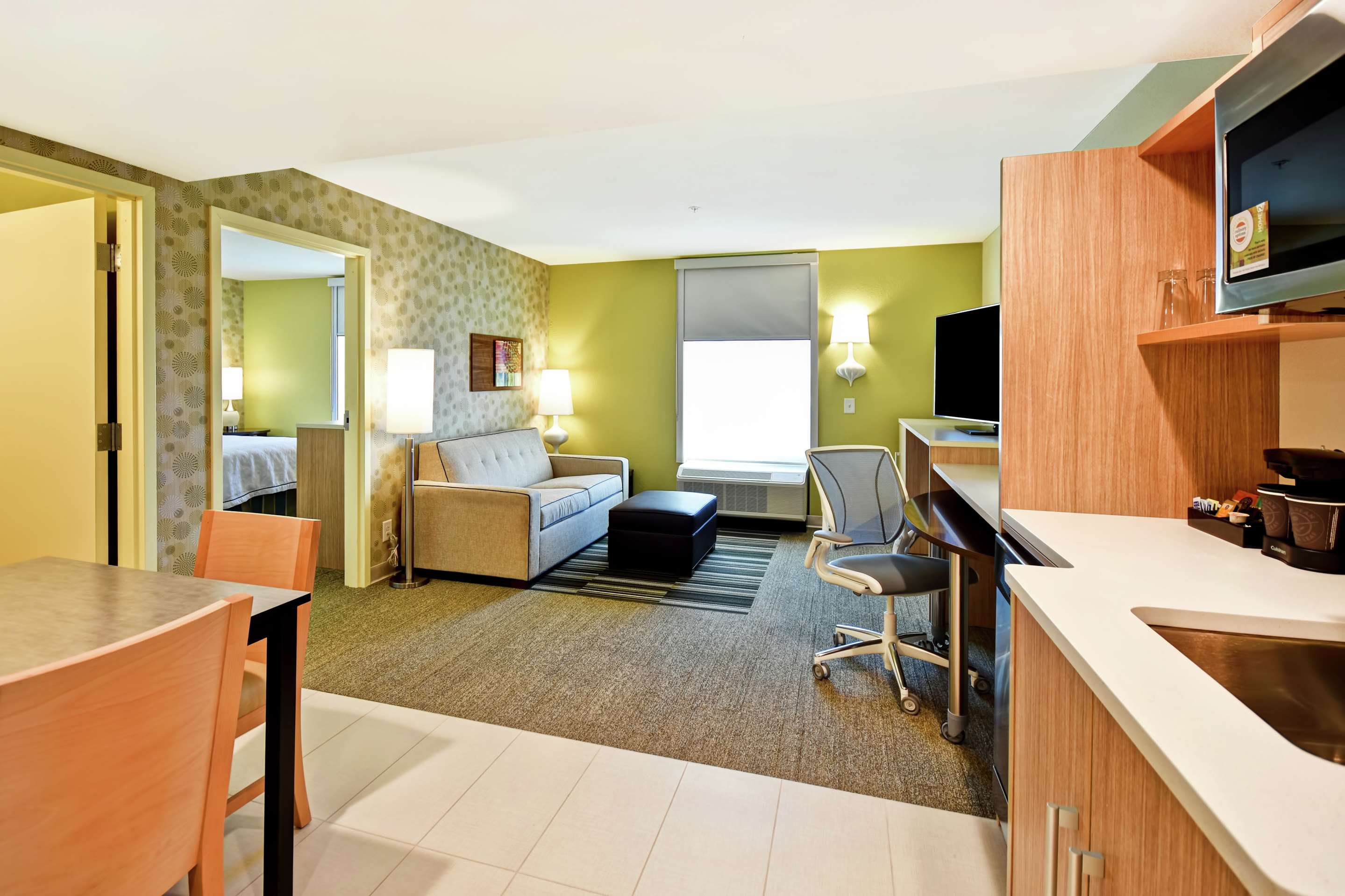 Guest room