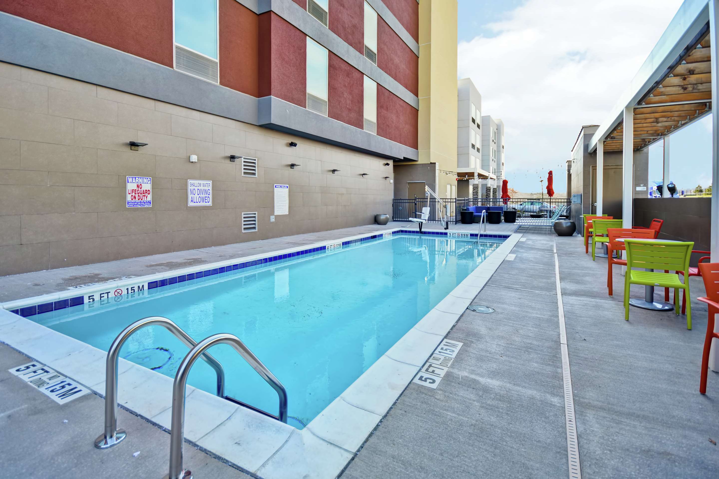 Pool | Home2 Suites by Hilton Smyrna Nashville