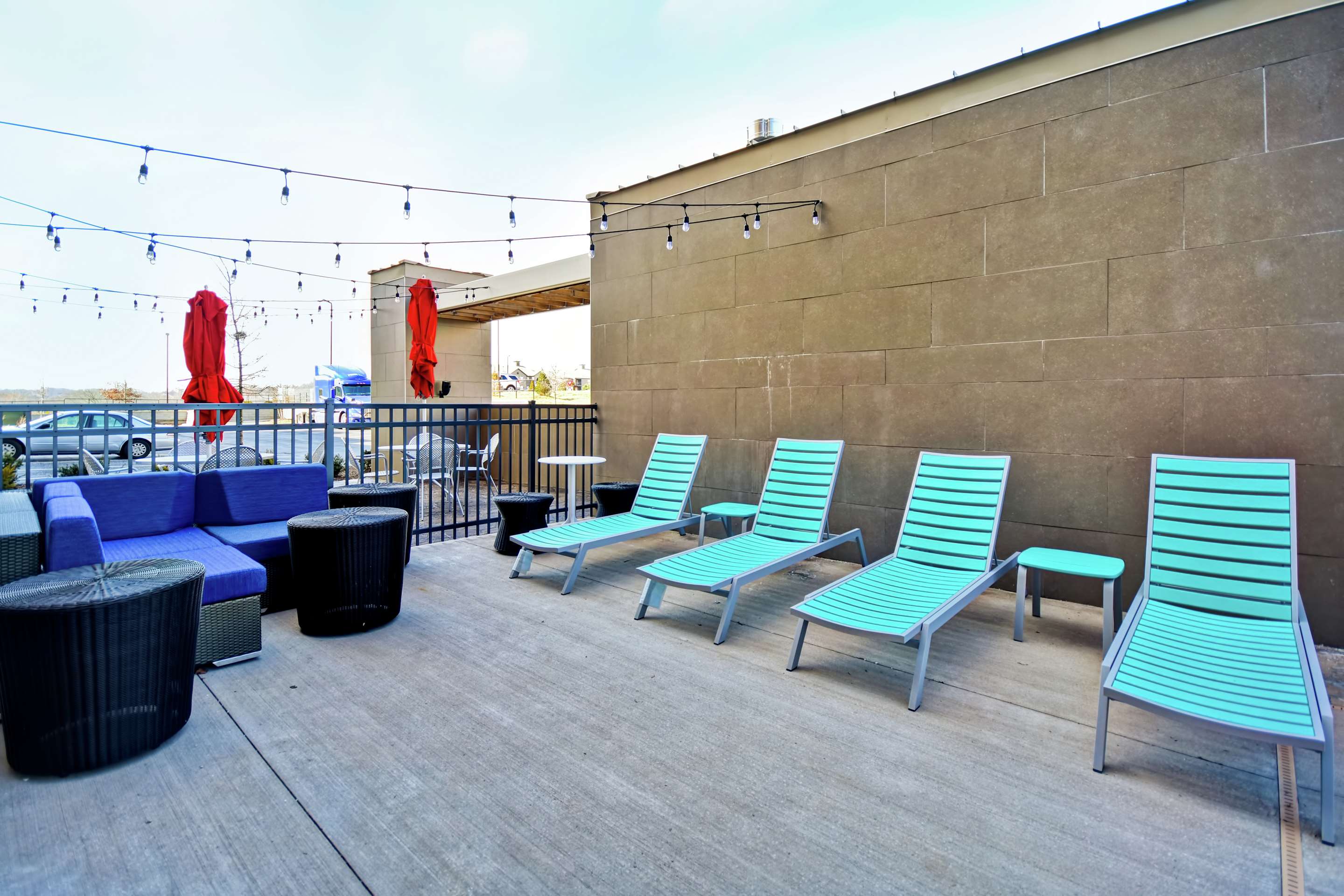 Pool | Home2 Suites by Hilton Smyrna Nashville