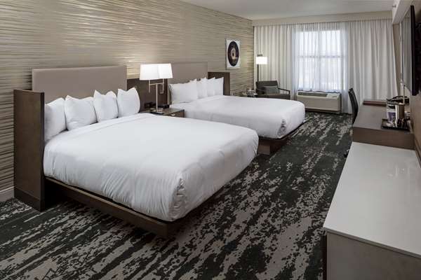  - DoubleTree by Hilton Hotel Logan Airport Chelsea