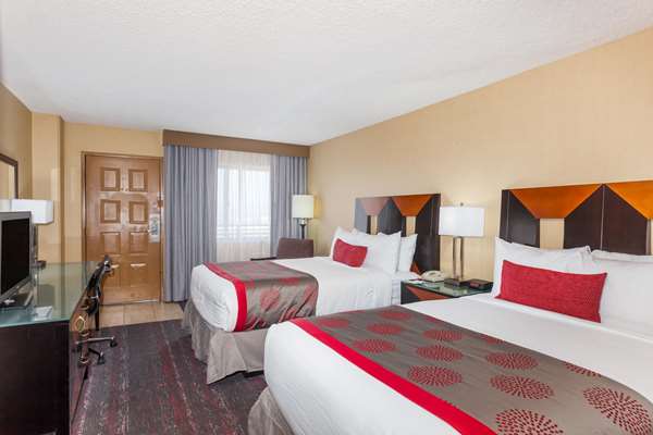  - Ramada Hotel South Bay National City - I-5, Exit 11B