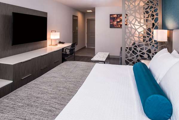 Suite - Best Western Plus Temecula Wine Country Hotel - I-15, Exit 59