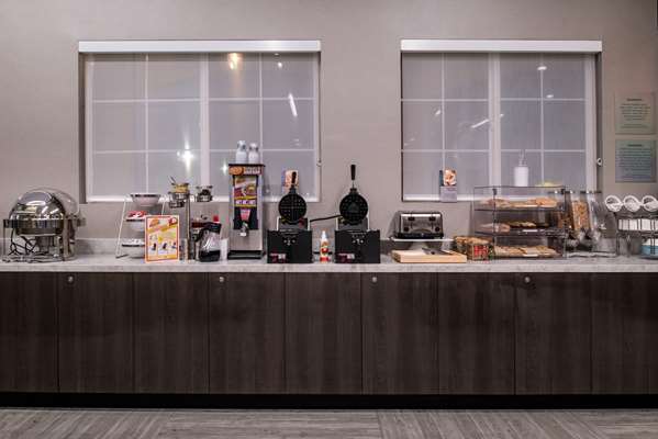 Amenities - Best Western Plus Temecula Wine Country Hotel - I-15, Exit 59