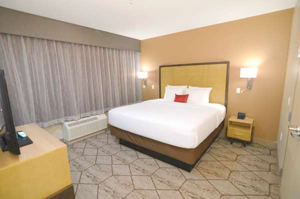 Suite - Best Western Plus Executive Residency Corpus Christi