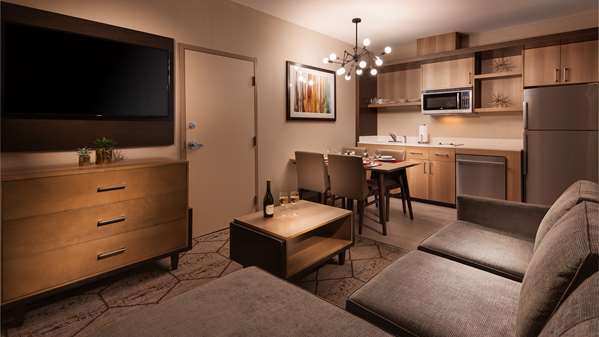 Suite - Best Western Plus Executive Residency Corpus Christi