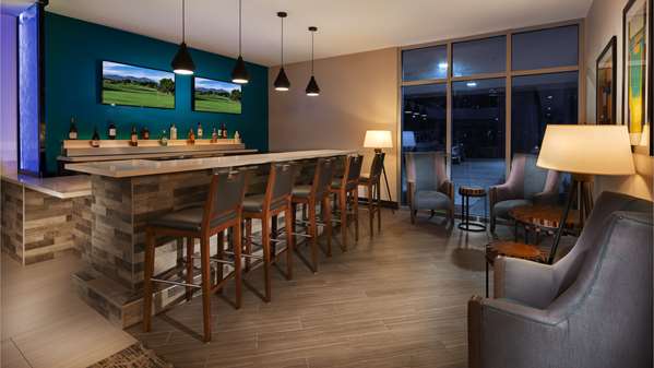 Bar - Best Western Plus Executive Residency Corpus Christi