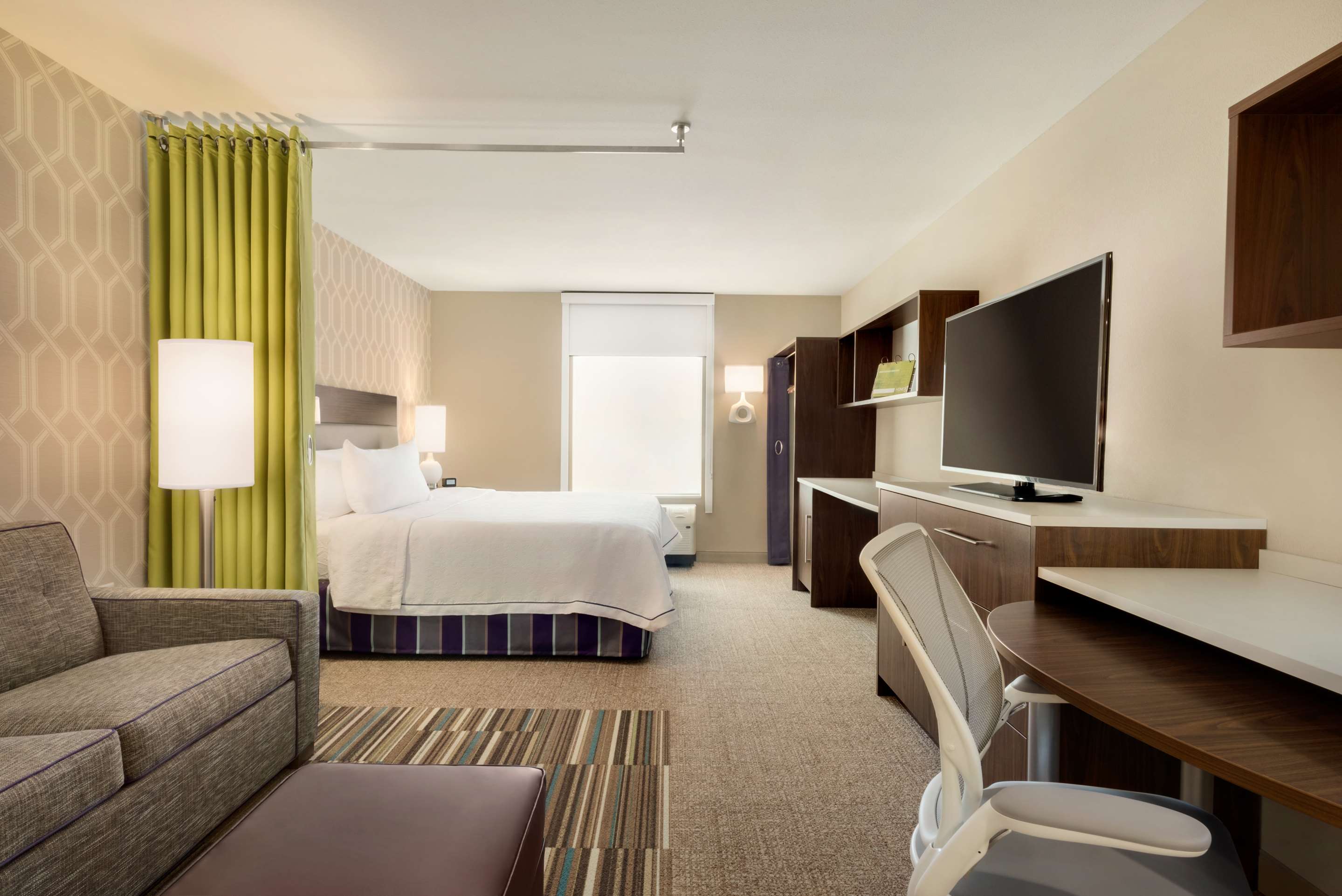 Guest room