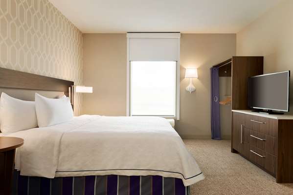  - Home2 Suites by Hilton Menomonee Falls