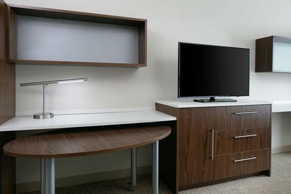  - Home2 Suites by Hilton Menomonee Falls