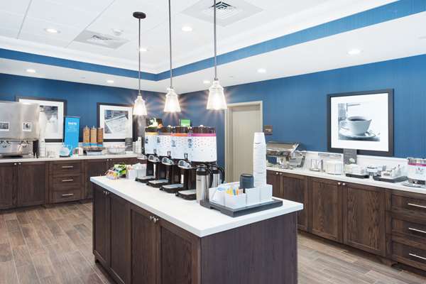 Amenities - Hampton Inn Kennebunk