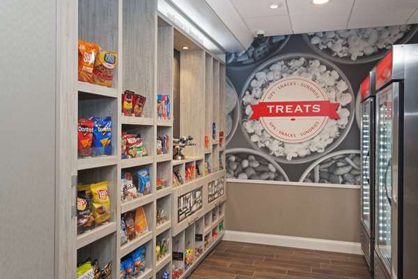 Restaurant - Hampton Inn Kennebunk