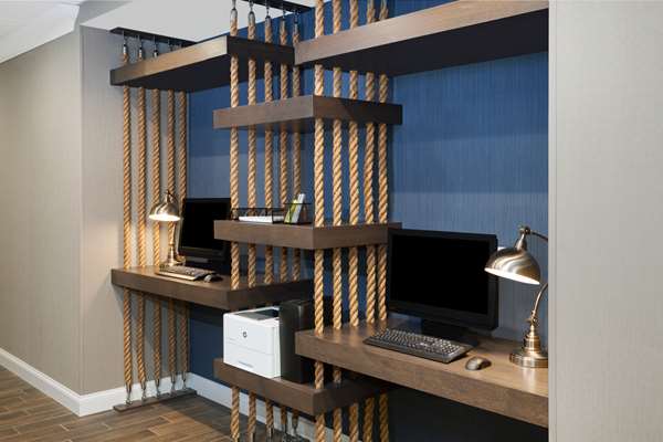 Conference Area - Hampton Inn Kennebunk