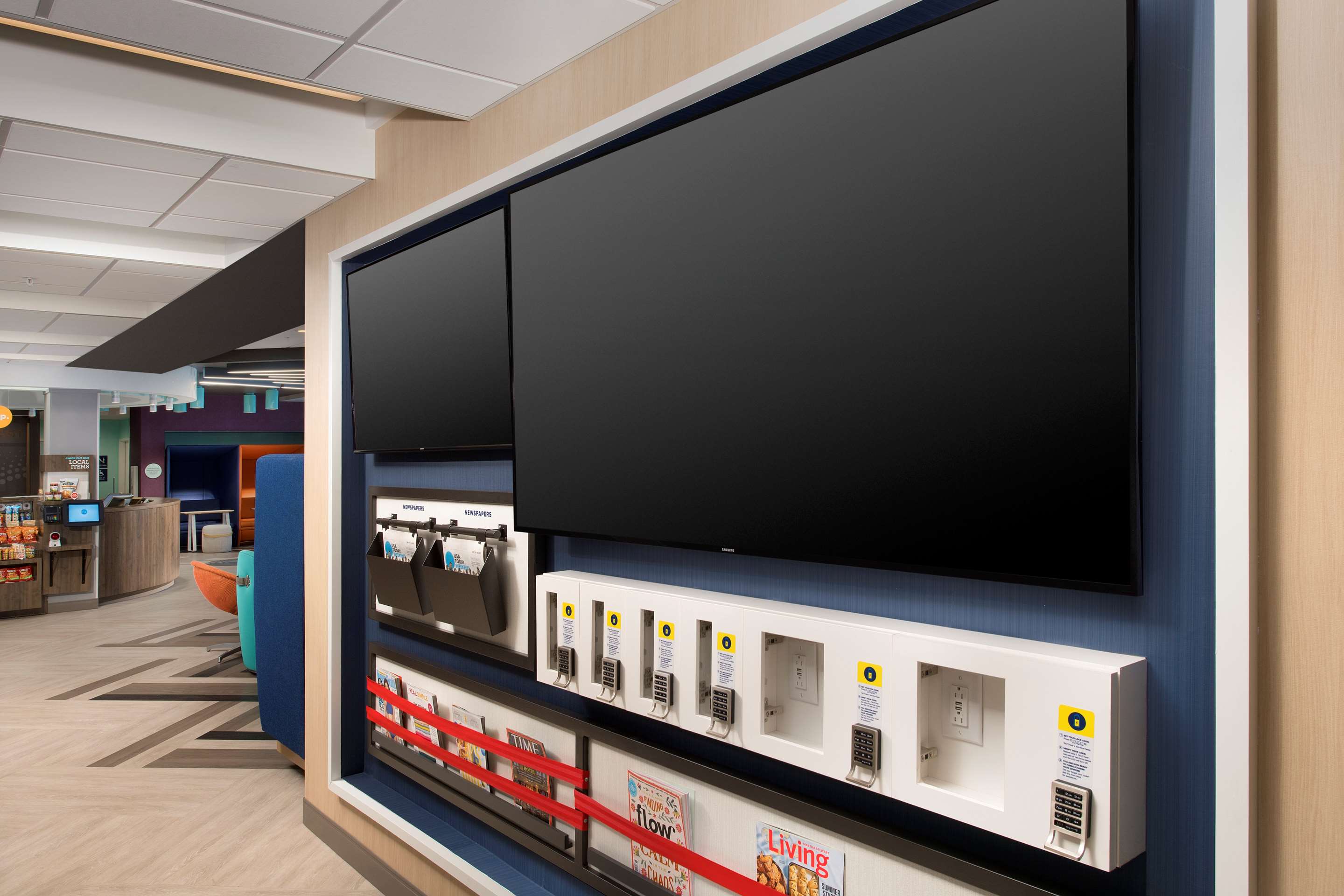 Lobby | Tru by Hilton McDonough