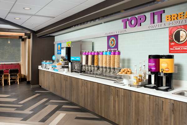 Amenities - Tru by Hilton McDonough - I-75, Exit 218