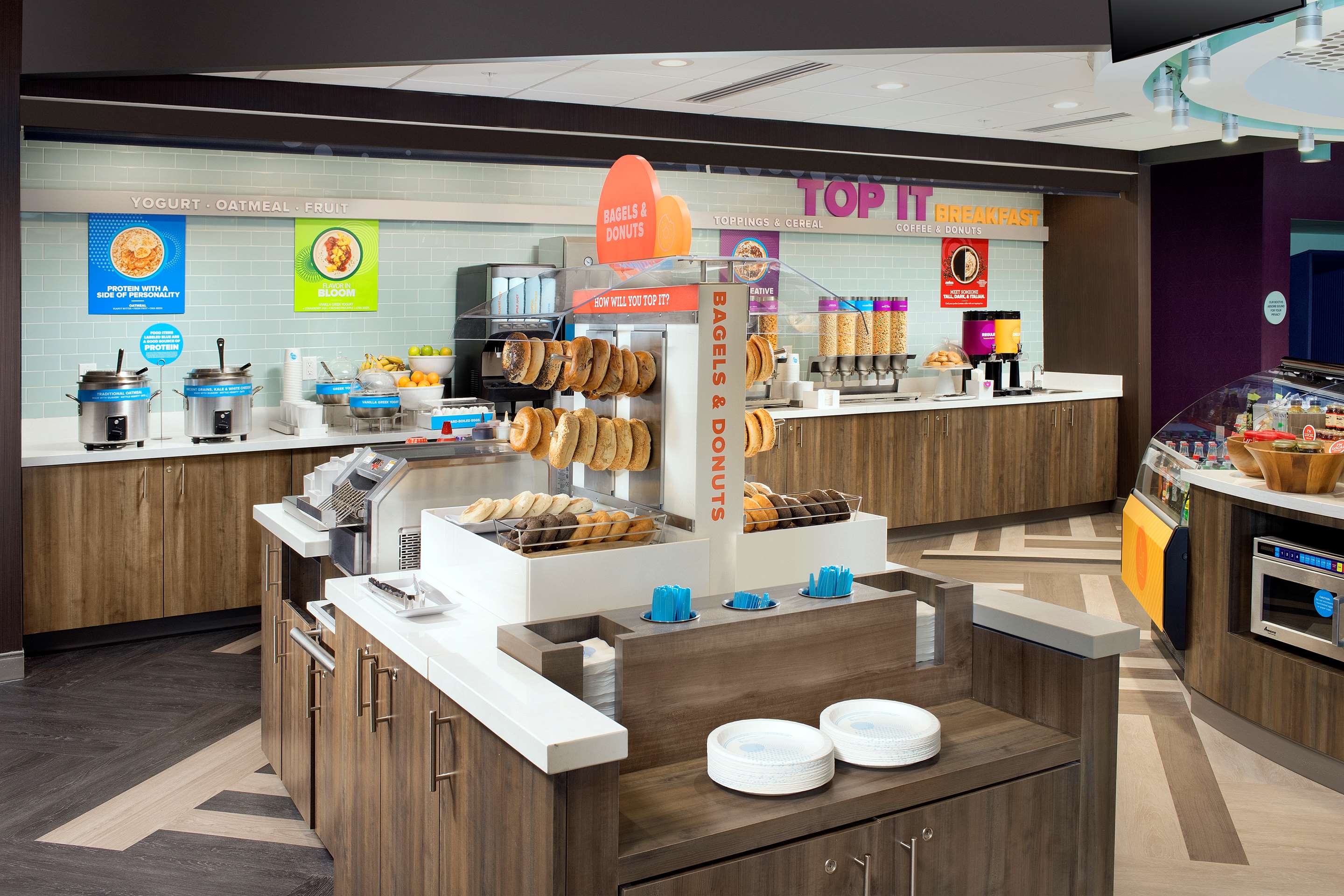 Breakfast Area | Tru by Hilton McDonough