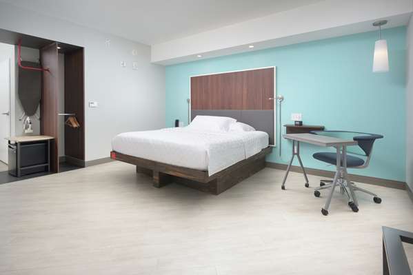  - Tru by Hilton McDonough - I-75, Exit 218