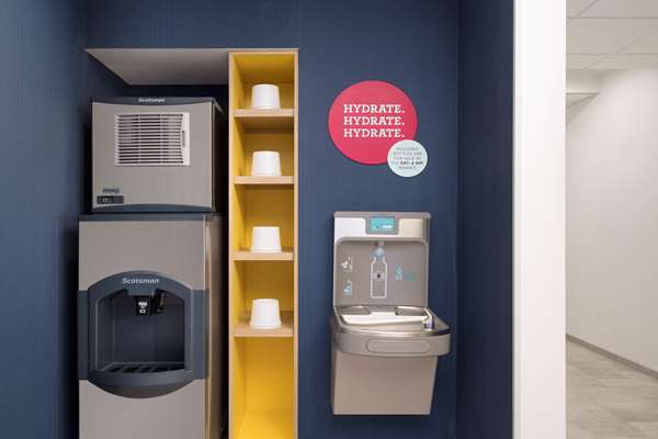  - Tru by Hilton McDonough - I-75, Exit 218