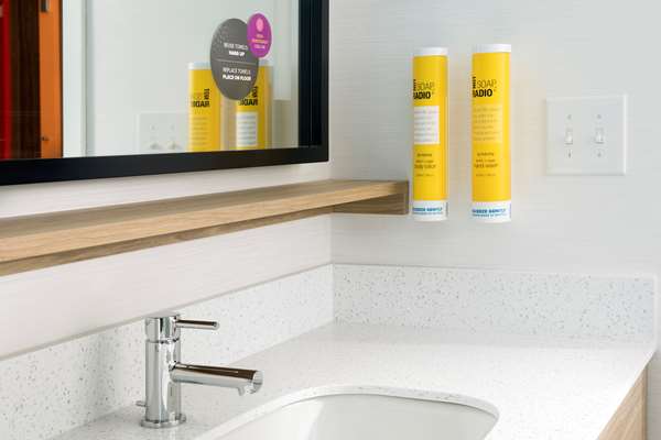  - Tru by Hilton McDonough - I-75, Exit 218