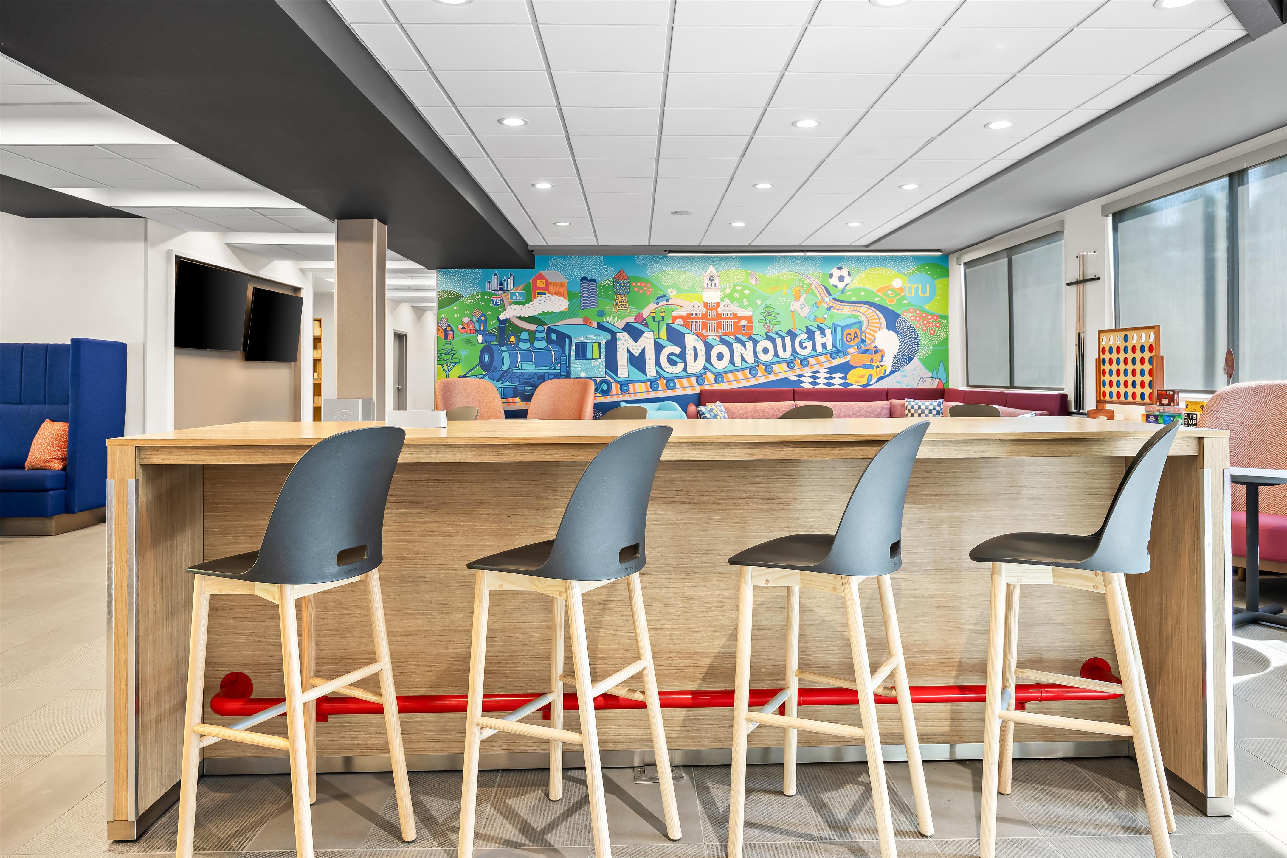 Lobby | Tru by Hilton McDonough