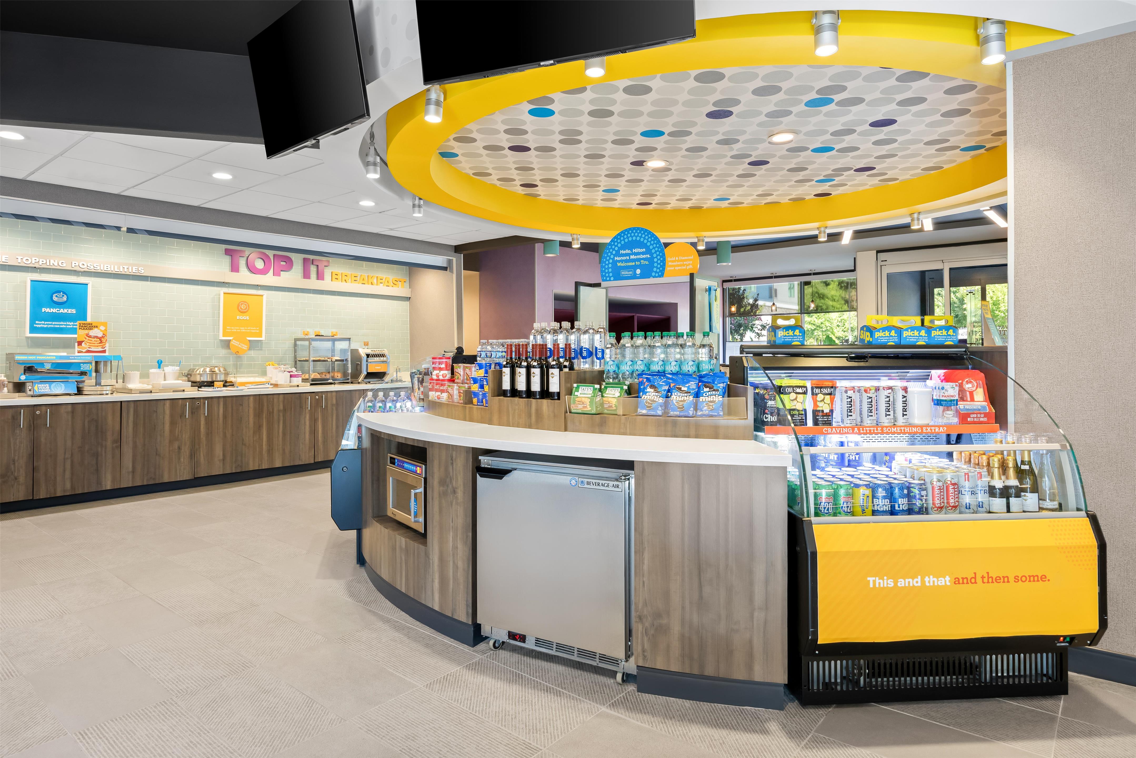 Restaurant | Tru by Hilton McDonough