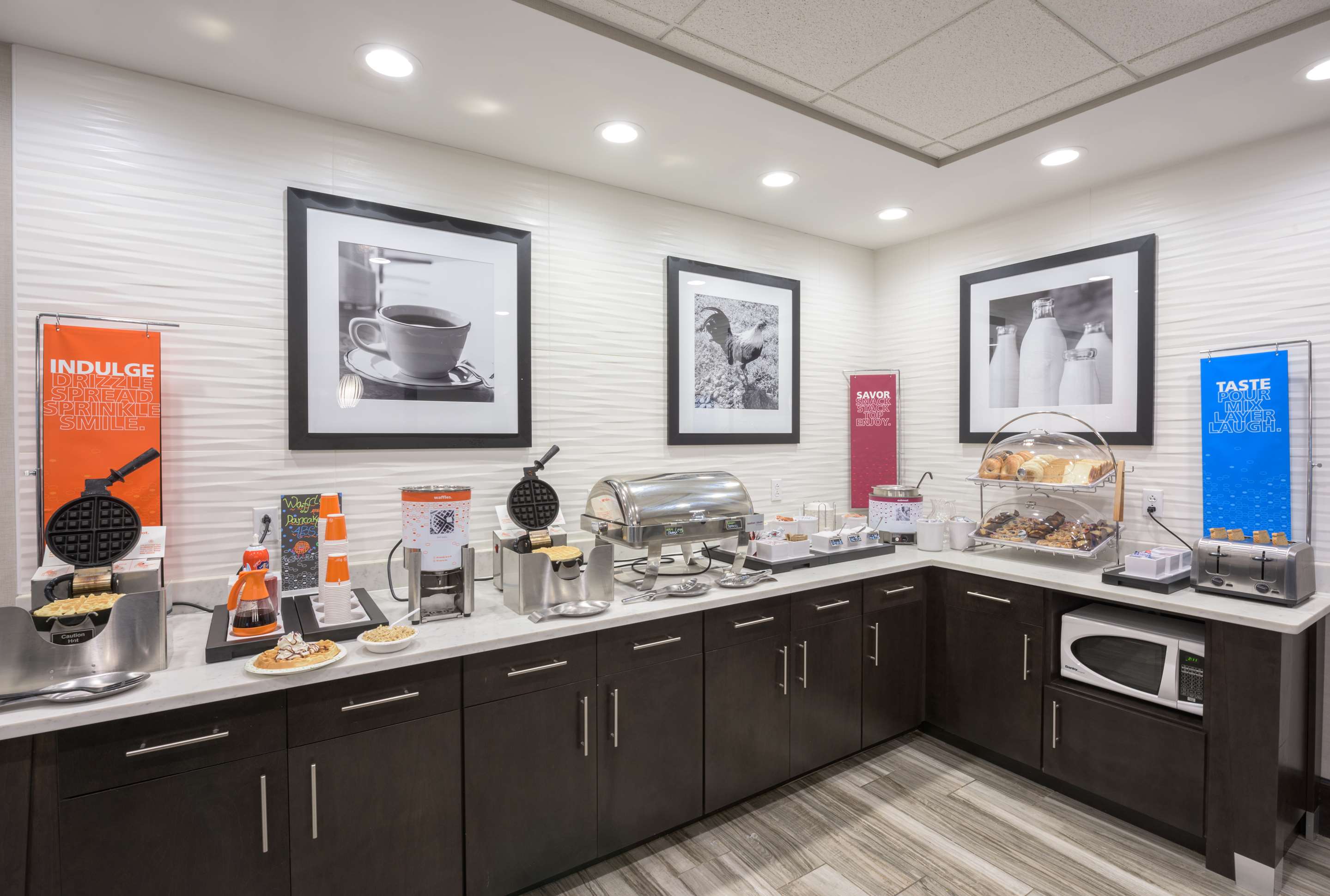 Restaurant | Hampton Inn Buffalo-Hamburg