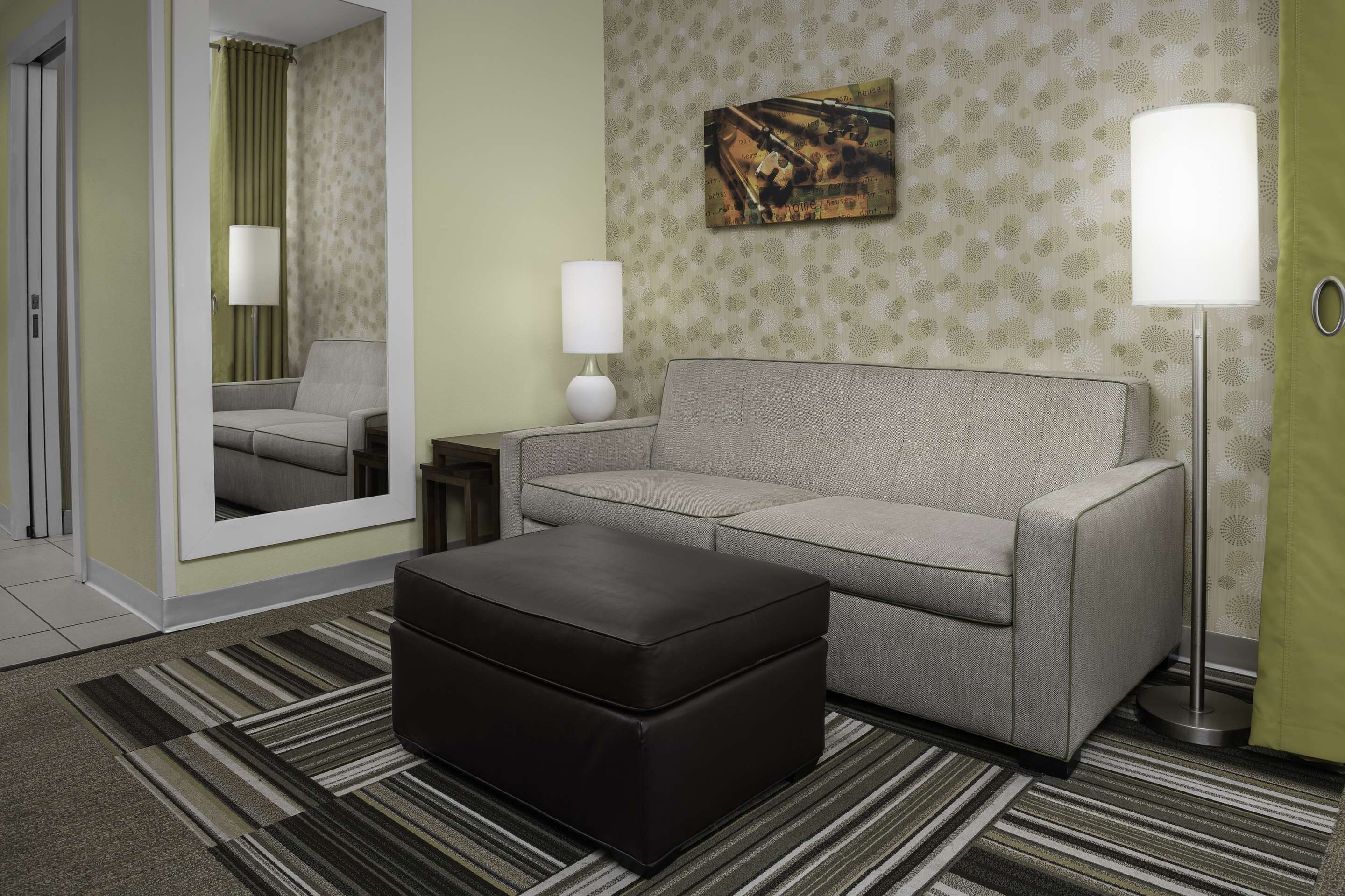 Guest room