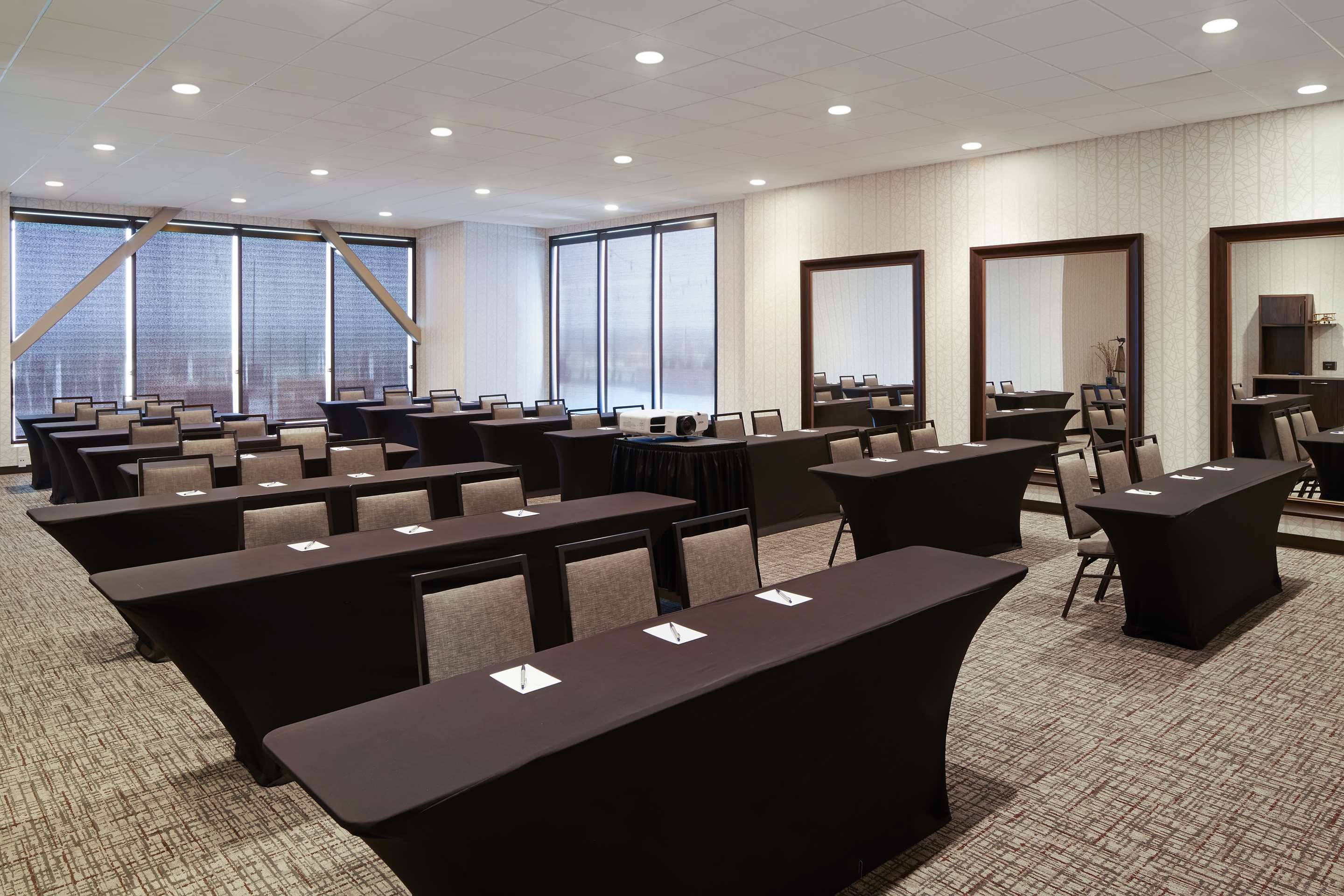 Meeting Room | H Hotel Los Angeles, Curio Collection by Hilton