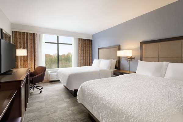  - Hampton Inn & Suites Renton