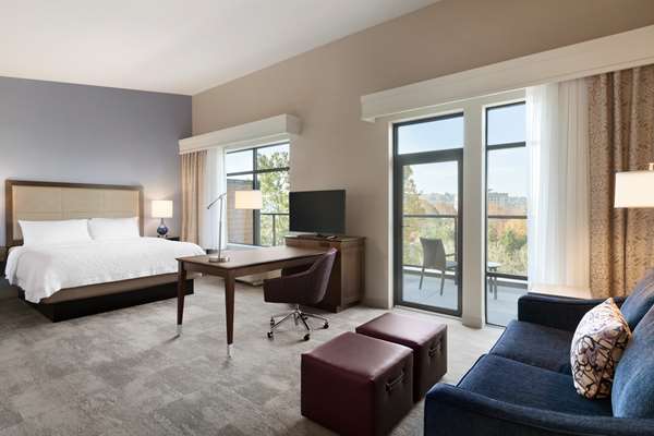  - Hampton Inn & Suites Renton