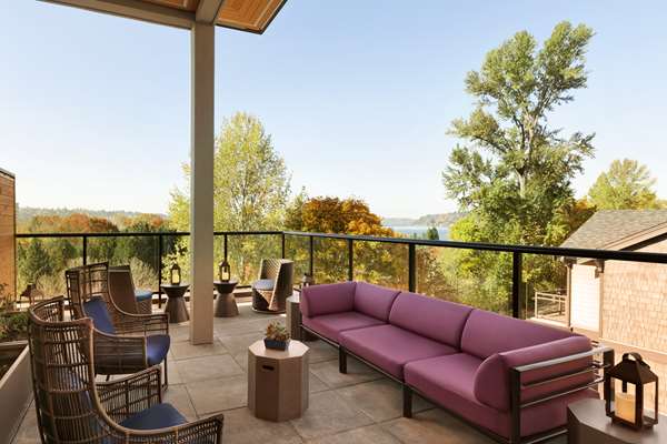 Exterior view - Hampton Inn & Suites Renton