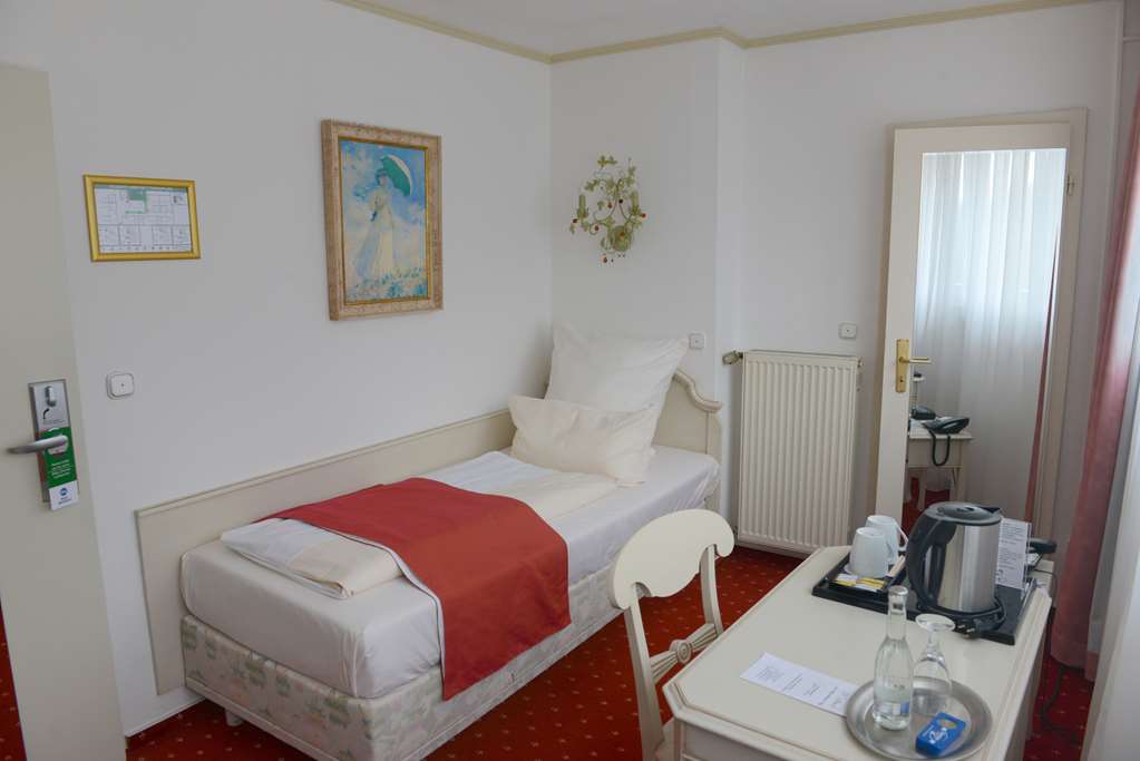 Sure Hotel by Best Western Rhoen Garden-guestroom-Guest Room,On-Site.jpg