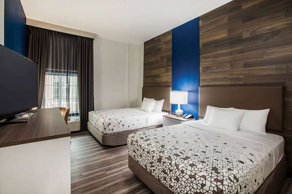  - La Quinta Inn & Suites Owasso