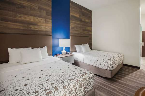  - La Quinta Inn & Suites Owasso