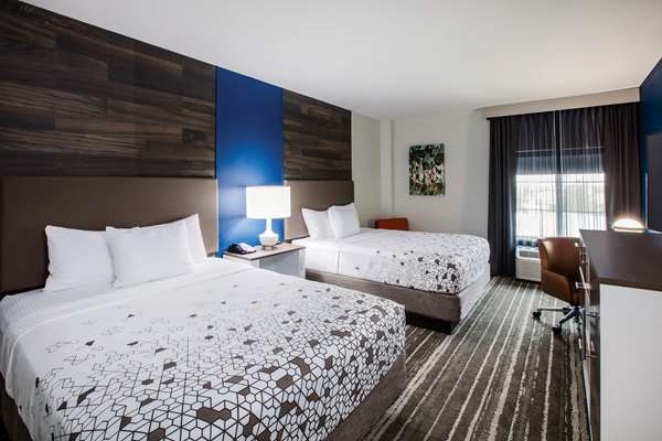  - La Quinta Inn & Suites Owasso