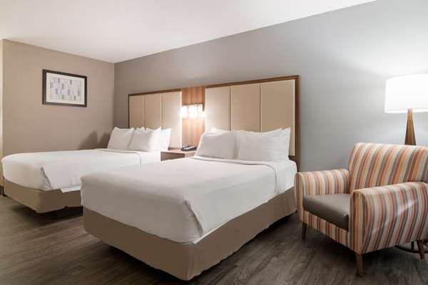 - SureStay Hotel by Best Western Downtown Helen