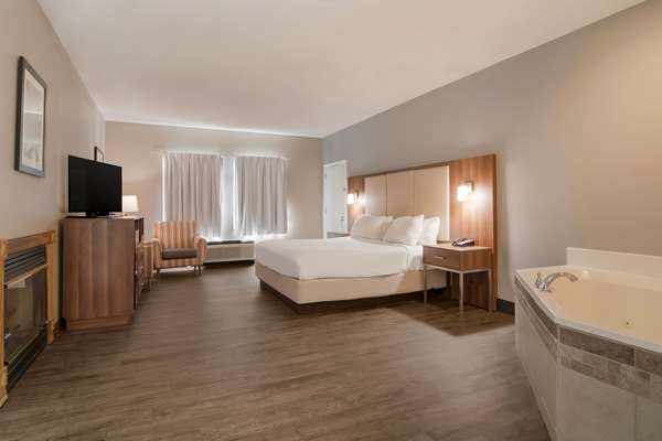  - SureStay Hotel by Best Western Downtown Helen